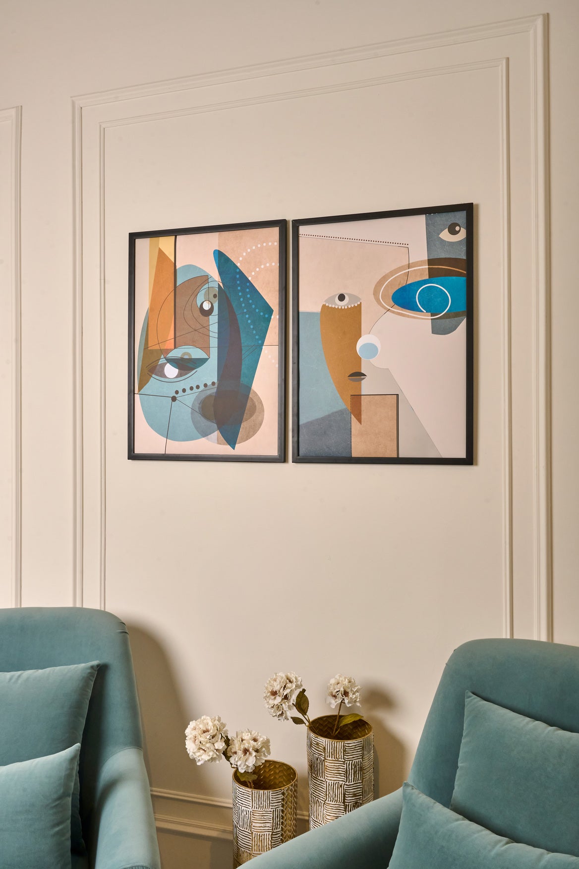 Geometric Faces Set